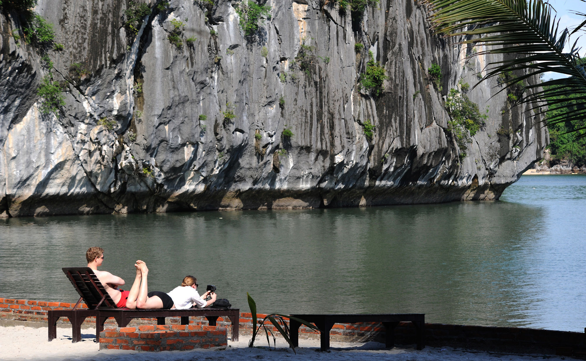 Cat Ba Sandy Beach Resort Dong Khe Sau Luaran gambar